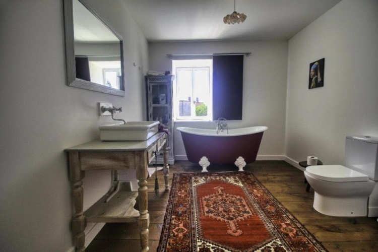 Photos 6 - Rural - Character property