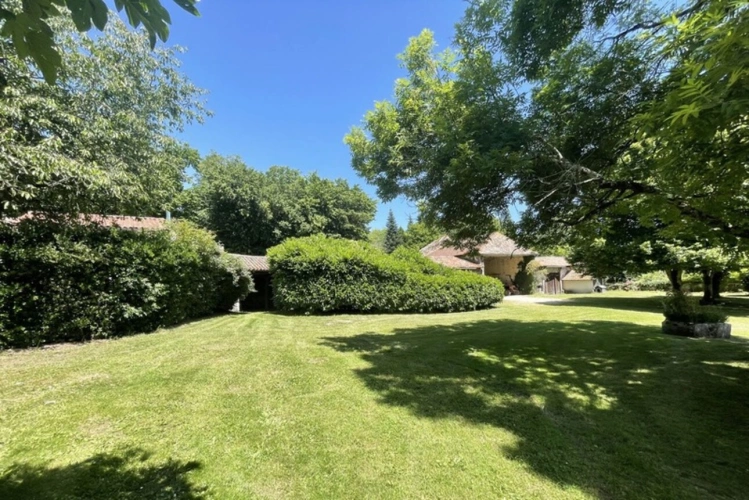 Photos 28 - Prestige - Propriete à vendre 16 pièces proche de BARBEZIEUX SAINT HILAIRE (16) sur 8.5 ha