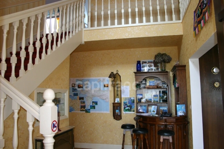 Photos 11 - Touristique - EXCLUSIVITE Propriete bord de mer, à vendre 10 pièces CAMARET SUR MER (29) Actuellement chambres d'hotes, 320 m2