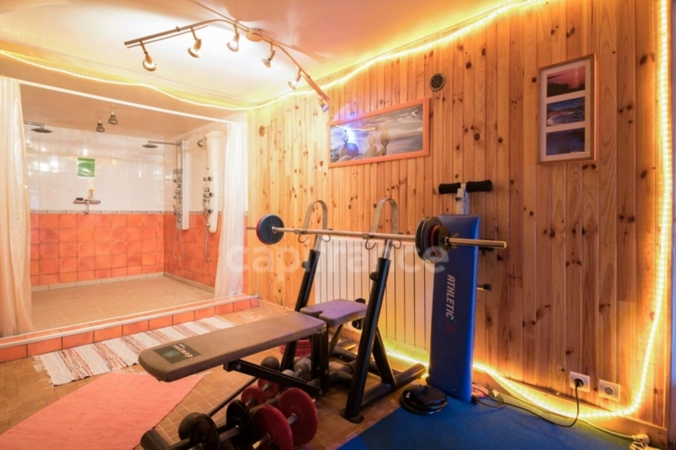 Photos 21 - Touristique - EXCLUSIVITE Propriete bord de mer, à vendre 10 pièces CAMARET SUR MER (29) Actuellement chambres d'hotes, 320 m2