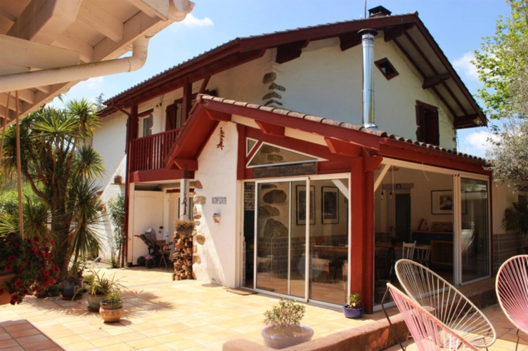 Photos 4 - Touristique - Exceptionnelle demeure du 18ᵉ siècle, habitation et activité touristique au cœur du Pays Basque !