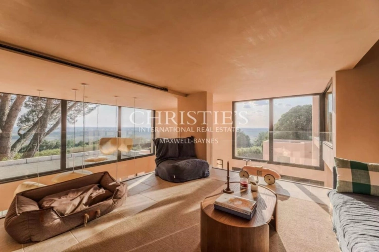 Photos 11 - Prestige - Petit domaine viticole d'agrément à faire renaître avec superbe villa