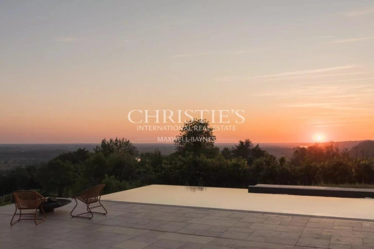 Photos 23 - Prestige - Petit domaine viticole d'agrément à faire renaître avec superbe villa