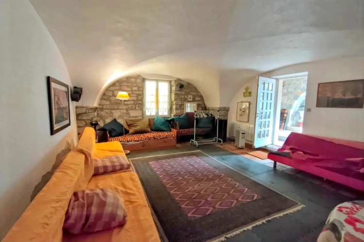 Photos 11 - Touristique - Ardèche - Ensemble immobilier de 398 m2 comprenant trois logements indépendants