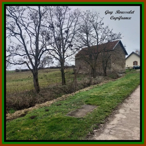 Photos 2 - Rurale - PROPRIETE A VENDRE FAITE D'UNE MAISON, D'UNE GRANGE, D'UN GRAND TERRAIN