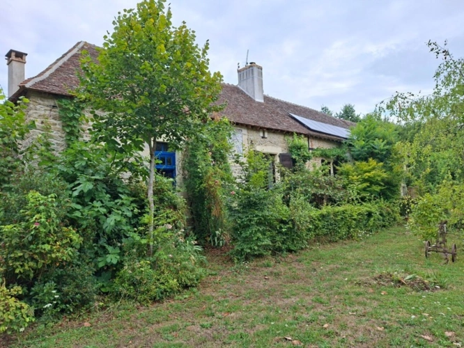 Photos 4 - Rural - Propriété ; Longère à rénover,  hangar + garage de plus de 700m2.jardin bucolique, studio indépendant. Secteur Courgains, Marolles les Braults