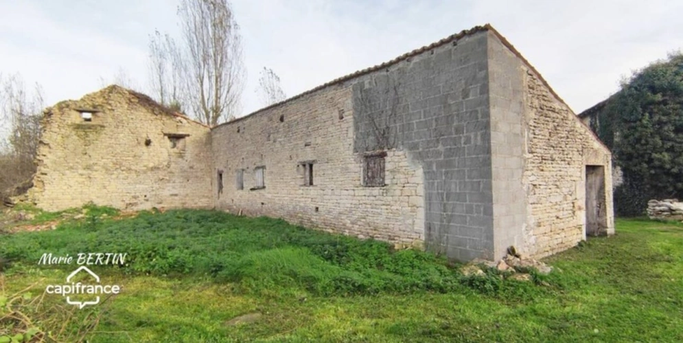 Photos 1 - Rurale - Grange à vendre 1 pièces SECONDIGNE SUR BELLE (79)