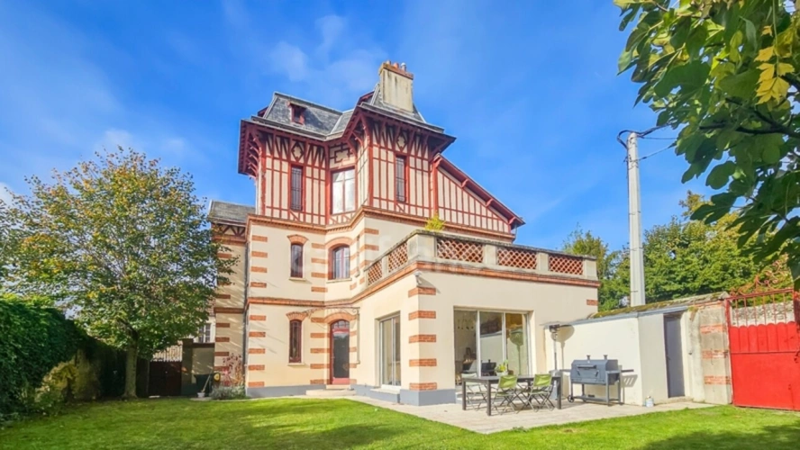 Photos 11 - Rurale - Propriété à vendre 10 pièces sur terrain clos de murs en pierre MORIGNY CHAMPIGNY (91)