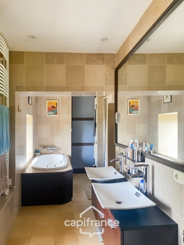 Photos 22 - Prestige - Château à vendre au coeur du bocage bourbonnais sur un parc de 1,5 Ha