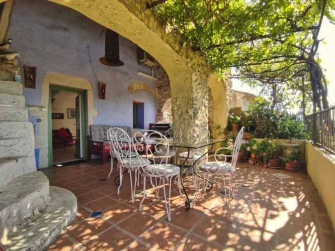 Photos 2 - Tourist - Stone house