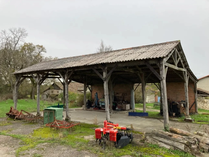 Photos 11 - Équestre - Vends corps de ferme en Dordogne - Sud Bergerac - 27ha d'un seul tenant dont 1 étang d'1ha