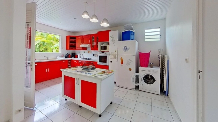 Photos 7 - Prestigious - Les Trois-Îlets – Plage à pied - T3 de plain-pied - piscine – 83m2 au sol – Terrain 237m2 (972) - A vendre