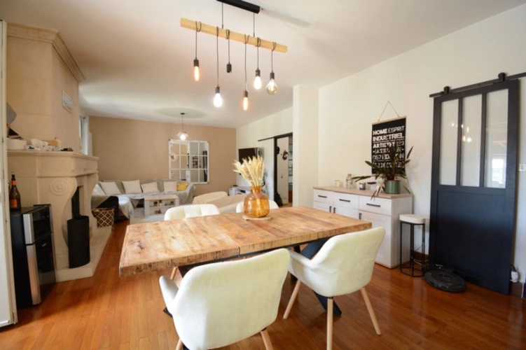 Photos 4 - Rural - Propriété GRANGE + MAISON + GARAGES + PISCINE  proche de LA ROCHEFOUCAULD EN ANGOUMOIS (16)