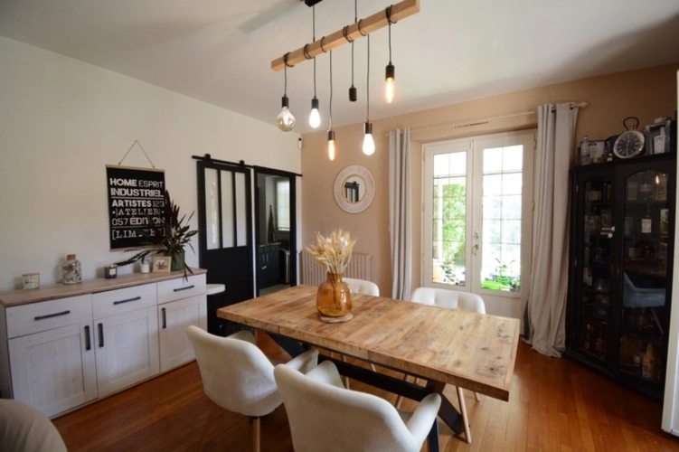 Photos 5 - Rural - Propriété GRANGE + MAISON + GARAGES + PISCINE  proche de LA ROCHEFOUCAULD EN ANGOUMOIS (16)