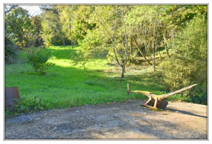 Photos 6 - Touristique - Propriéte à vendre 3 pièces NERIS LES BAINS (03) Grande maison isolée