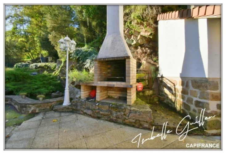 Photos 7 - Touristique - Propriéte à vendre 3 pièces NERIS LES BAINS (03) Grande maison isolée