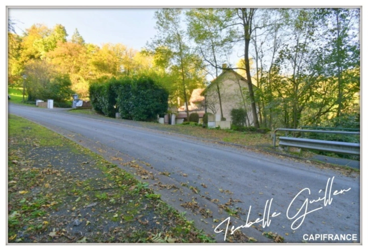 Photos 49 - Touristique - Propriéte à vendre 3 pièces NERIS LES BAINS (03) Grande maison isolée