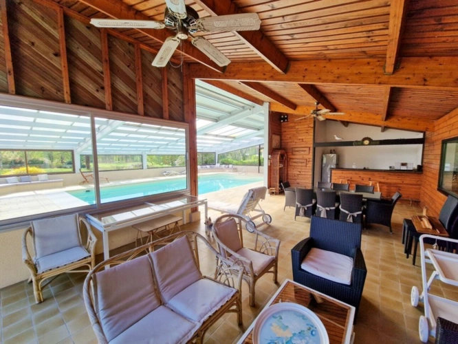 Photos 12 - Prestige - Propriete à vendre 9 pièces HILLION (22)