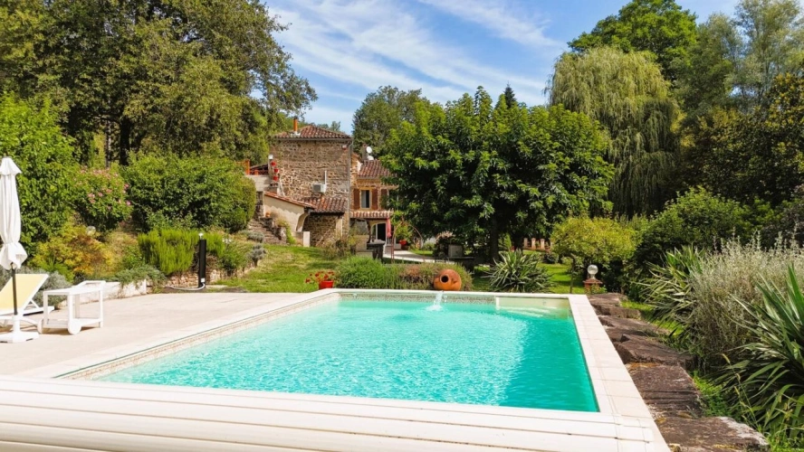 Photos 9 - Equestrian - House