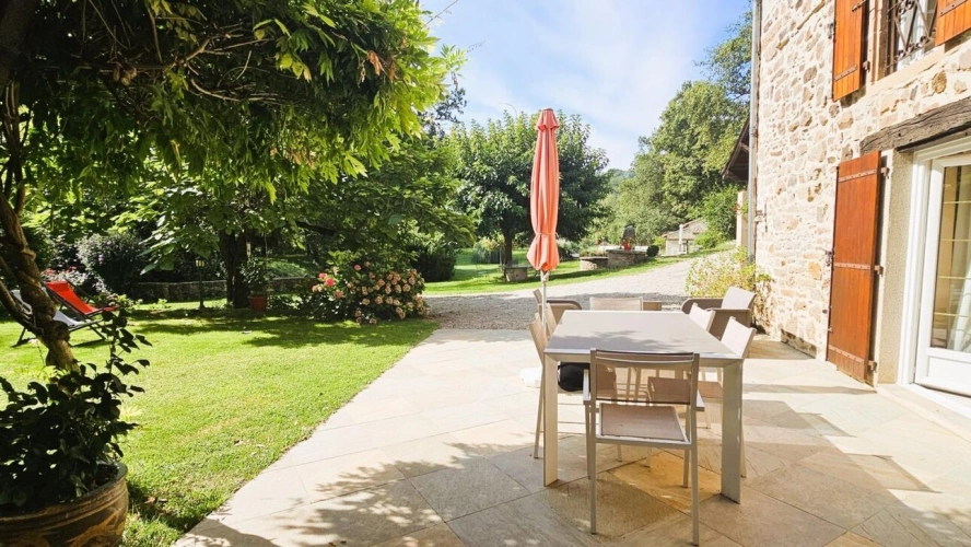 Photos 17 - Equestrian - House