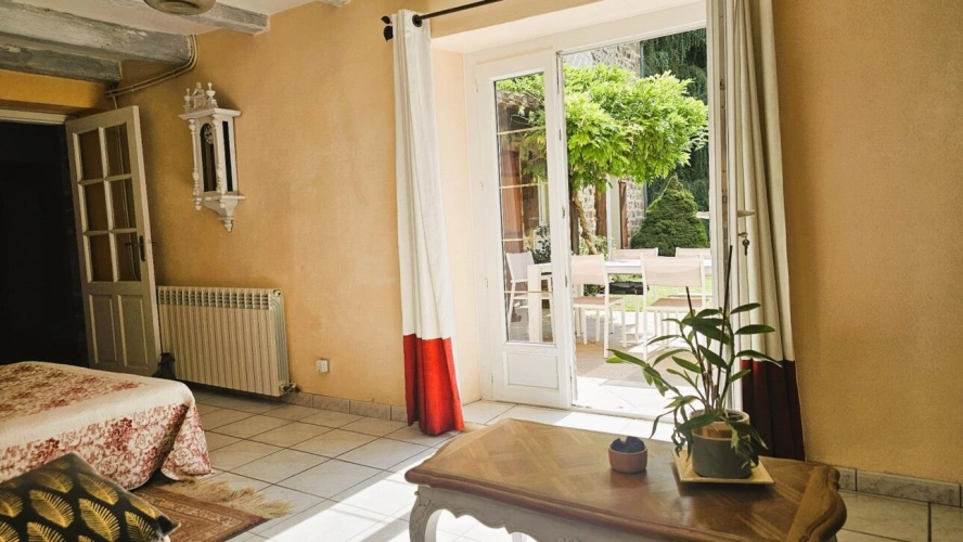 Photos 18 - Equestrian - House