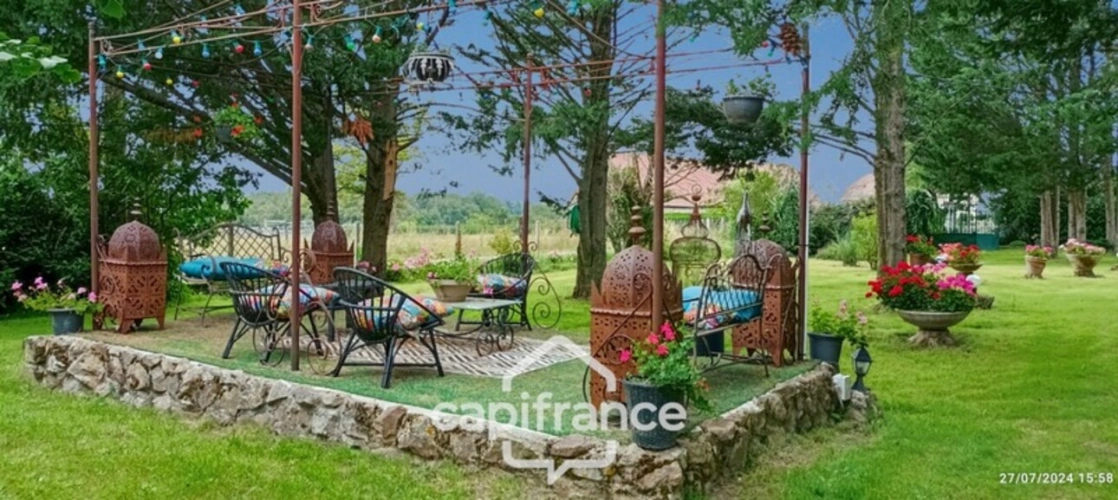 Photos 51 - Équestre - Propriété à vendre SAINT HILAIRE ( allier) comprenant une maison et un gite sur un parc de 23433 m²