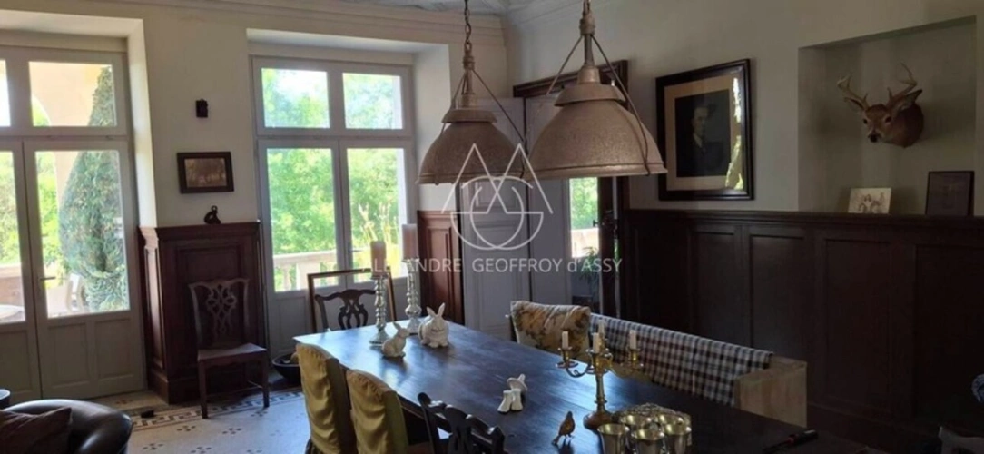 Photos 24 - Prestige - Superbe Château du XIXe avec 1km de rivière, rénové à 10min de Blois sur 22ha-possibilité d'acheter 63ha au total