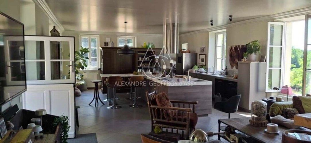 Photos 25 - Prestige - Superbe Château du XIXe avec 1km de rivière, rénové à 10min de Blois sur 22ha-possibilité d'acheter 63ha au total