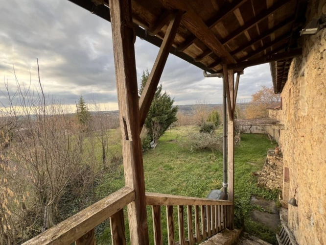 Photos 17 - Rural - Farmhouse