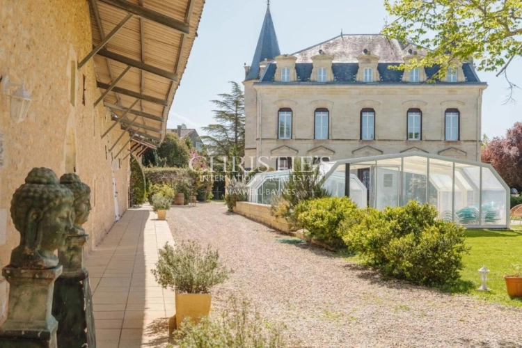 Photos 5 - Prestige - Château hôtelier et touristique à 40 min de Bordeaux