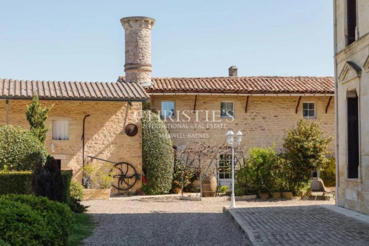 Photos 21 - Prestige - Château hôtelier et touristique à 40 min de Bordeaux