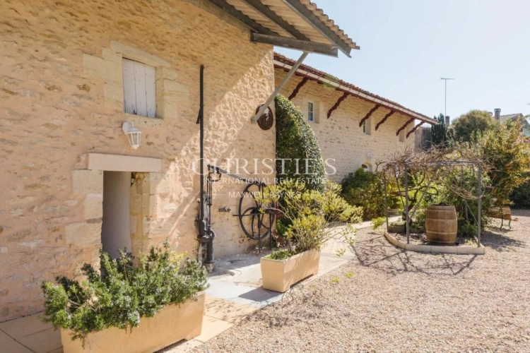 Photos 25 - Prestige - Château hôtelier et touristique à 40 min de Bordeaux