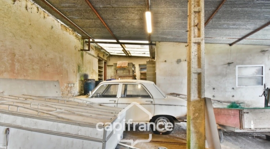 Photos 3 - Rural - Ensemble Immobilier à vendre NUAILLE D'AUNIS (17) à vendre NUAILLE D'AUNIS, ensemble immobilier d'une surface de 591,64 m2, le tout sur une parcelle cadastrée de 4710 m2