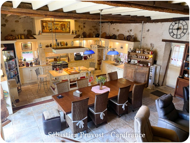Photos 2 - Rural - Dpt Dordogne (24), à vendre 11 pièces proche Thiviers (24) propriété P11 325M2, terrain 22200m2, dépendance, piscine