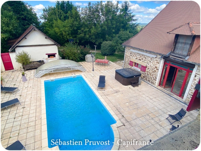 Photos 7 - Rural - Dpt Dordogne (24), à vendre 11 pièces proche Thiviers (24) propriété P11 325M2, terrain 22200m2, dépendance, piscine