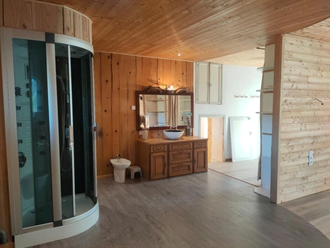 Photos 8 - Equestrian - House