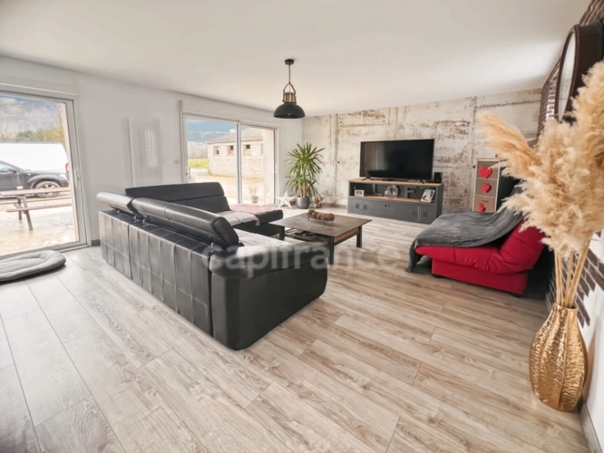 Photos 6 - Équestre - À VENDRE - COLEMBERT - PROPRIETE - SUPERFICE TERRAIN 14300 M2 - LONGÈRE RÉNOVÉE - HANGAR - TERRAIN CONSTRUCTIBLE  - PATURE - GARAGE - DÉPENDANCE