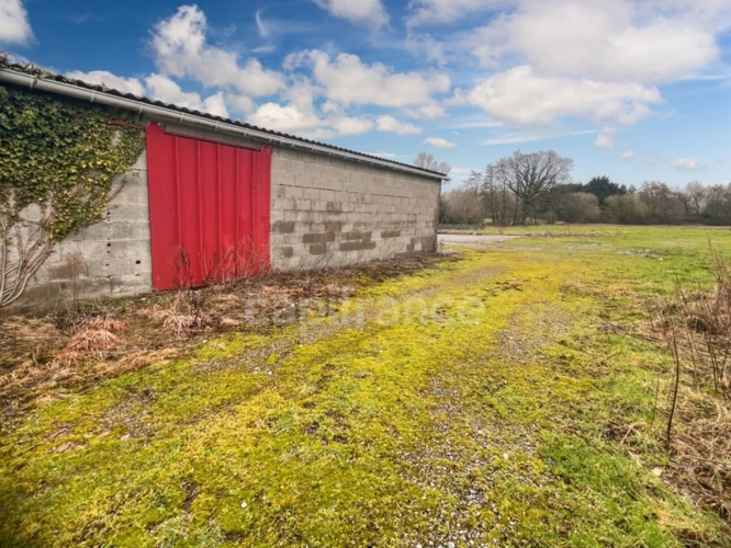 Photos 14 - Équestre - À VENDRE - COLEMBERT - PROPRIETE - SUPERFICE TERRAIN 14300 M2 - LONGÈRE RÉNOVÉE - HANGAR - TERRAIN CONSTRUCTIBLE  - PATURE - GARAGE - DÉPENDANCE