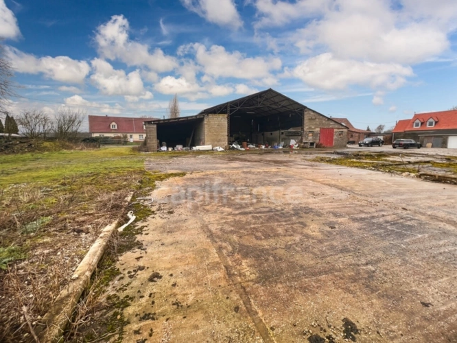 Photos 16 - Équestre - À VENDRE - COLEMBERT - PROPRIETE - SUPERFICE TERRAIN 14300 M2 - LONGÈRE RÉNOVÉE - HANGAR - TERRAIN CONSTRUCTIBLE  - PATURE - GARAGE - DÉPENDANCE