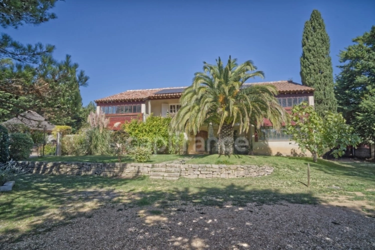 Photos 9 - Prestige - Propriete à vendre 9 pièces GRAVESON (13)