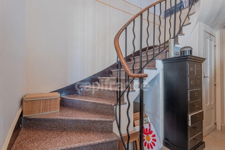 Photos 26 - Prestige - Mougins Quartier Tournamy / à vendre Propriété atypique avec dépendance, piscine et double garage