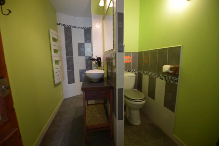 Photos 25 - Touristique - Domaine à vendre comprenant, une maison, des chambres d'hôtes et 2 appartements sur plus d'un hectare à SAINTE BAZEILLE (47)