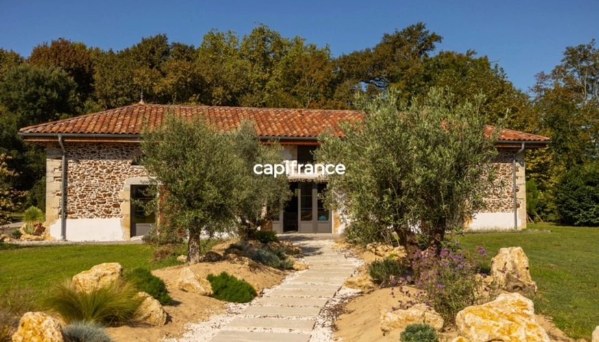 Photos 2 - Touristique - Domaine privé d’exception à 10 minutes de l'océan