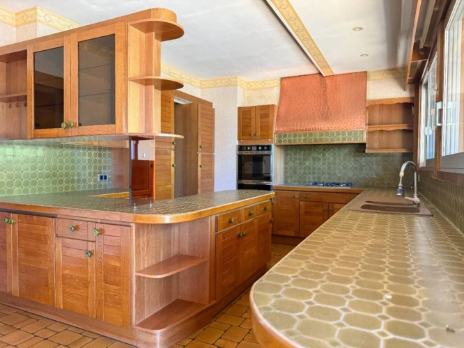 Photos 9 - Prestigious - Property