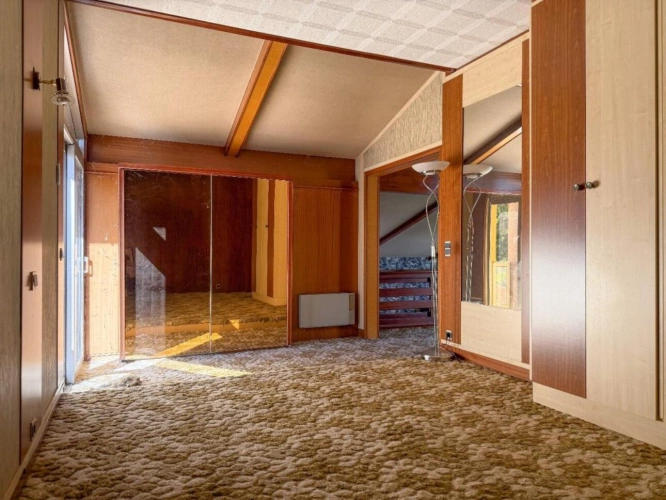 Photos 16 - Prestigious - Property