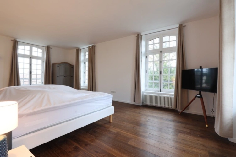 Photos 18 - Prestigious - 14-room property for sale in MERY PREMECY (51)