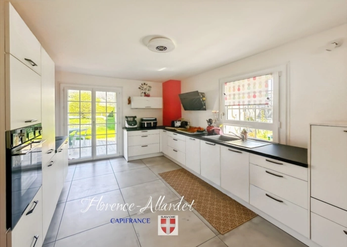 Photos 7 - Rural - Saint-Jeoire-Prieuré – Character property with large annex and swimming pool (73)