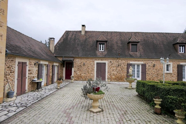 Photos 20 - Rural - Estate