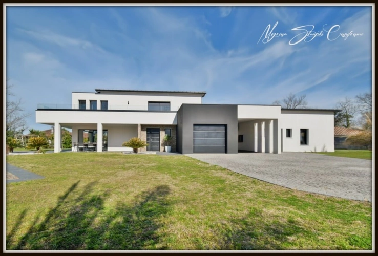 Photos 1 - Prestige - Propriété d'exception à vendre 8 pièces SOUSTONS (40) Villa de 290 m2 Annexe indépendante proche  du lac