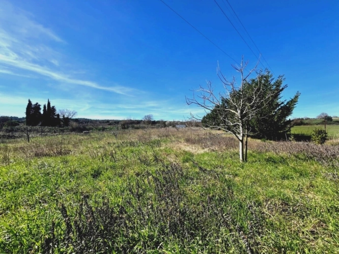 Photos 1 - Rurale - Terrain de loisirs de 2600m² à vendre à COLLIAS (30) - Environnement naturel privilégié